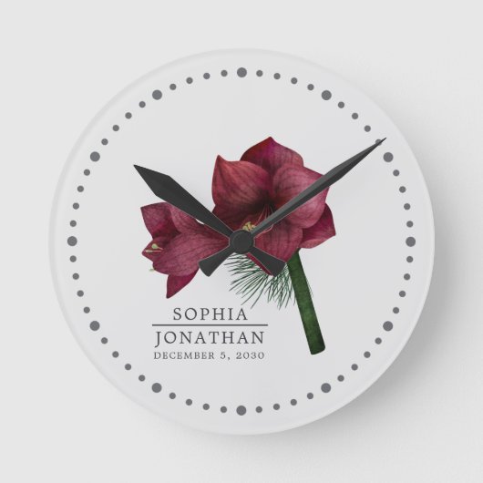 Burgundy Amaryllis Floral Bride Groom Keepslag Ronde Klok (Voorkant)