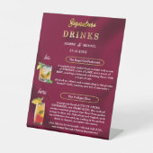 Burgundy and Gold Simple Wedding Signature Drinks Reclamebord Met Voetstuk (Voorkant)