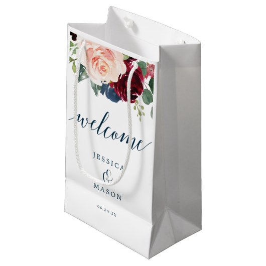 Burgundy and Navy Hotel Welcome Gift Bag Klein Cadeauzakje (Voorkant Gekanteld)