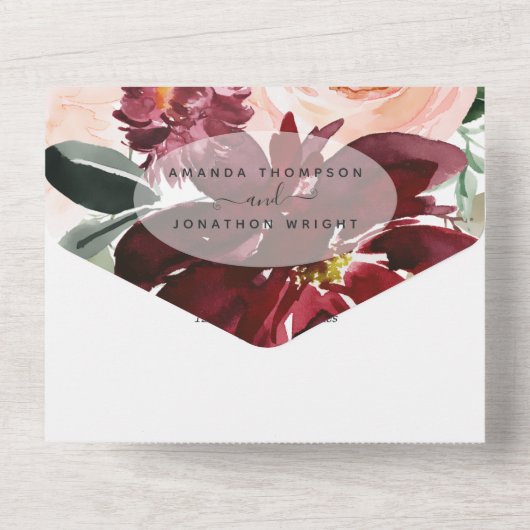 Burgundy Berry en Blush Floral All In One Uitnodiging (Achterkant)