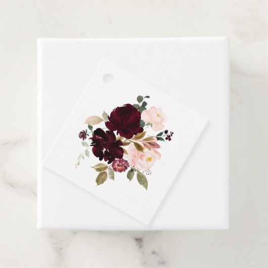 Burgundy Berry en Blush Floral Wedding Bedankjes Labels (In situ)