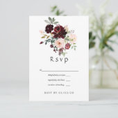 Burgundy Berry en Blush Floral Wedding RSVP Kaartje (Staand voorkant)