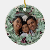 Burgundy Berry Holly Pine - kerstfoto Keramisch Ornament (Voorkant)
