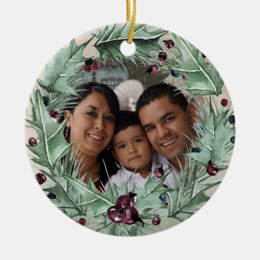 Burgundy Berry Holly Pine - kerstfoto Keramisch Ornament (Voorkant)