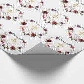 Burgundy Blush Bloemen Gouden Frame Kruis Doop Cadeaupapier (Hoek)