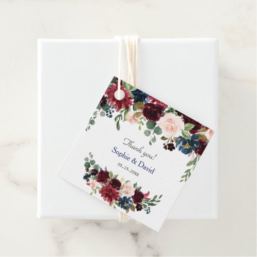 Burgundy Blush Blue Flowers Wedding Bedankjes Labels (In situ)