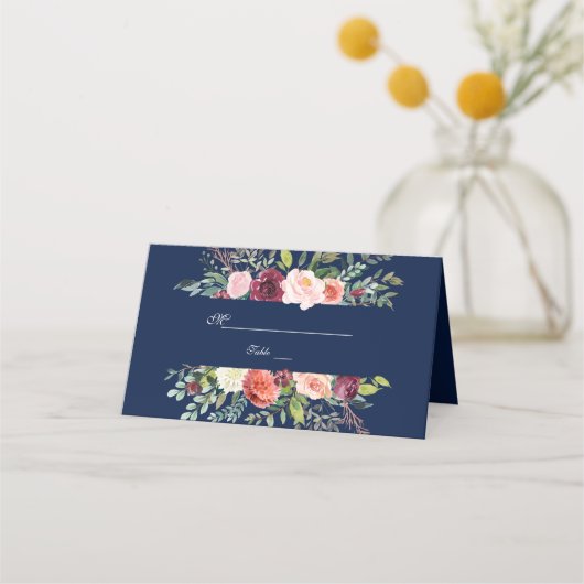 Burgundy Blush Floral Lijst Dark Blue Wedding Plaatskaartje (Achterkant)