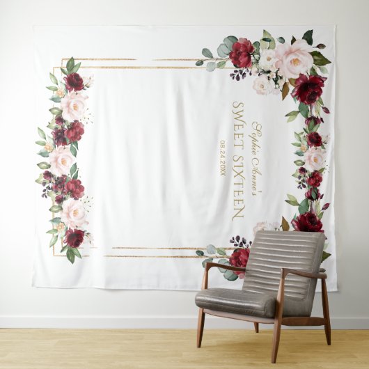 Burgundy Blush Floral Sweet Sixteen Foto Prop Wandkleed (In Situ (horizontaal))