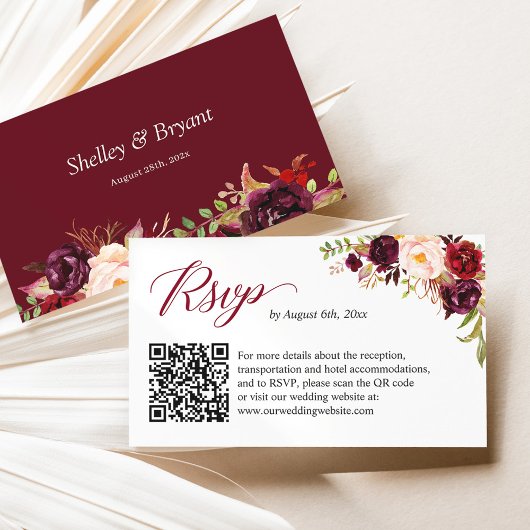 Burgundy Blush Floral Wedding Website RSVP QR Code Informatiekaartje