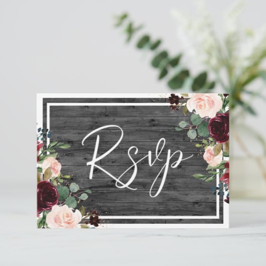 Burgundy & Blush Flowers Charcoal Wood Weddenschap RSVP Kaartje (Staand voorkant)
