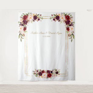 Burgundy Blush Flowers Gold Weddenfoto Booth Wandkleed