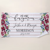 Burgundy Blush Flowers met Stripes Honeymoon Strandlaken (Voorkant)
