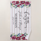 Burgundy Blush Flowers met Stripes Honeymoon Strandlaken (Voorkant)