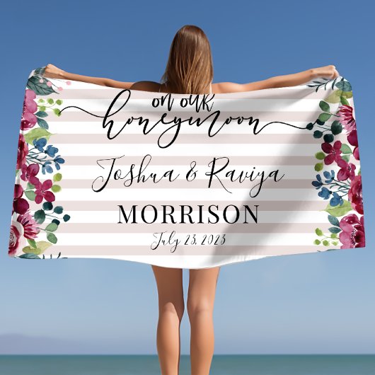 Burgundy Blush Flowers met Stripes Honeymoon Strandlaken