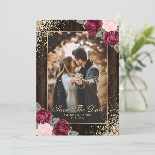 Burgundy Blush Gold Wood Floral Weduwfoto Save The Date (Staand voorkant)