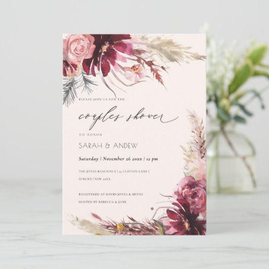 Burgundy Blush Pampas Grass Couples Shower Invite Bedankkaart (Staand voorkant)