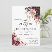 Burgundy Blush Script Floral QR Code Wedding Kaart (Staand voorkant)