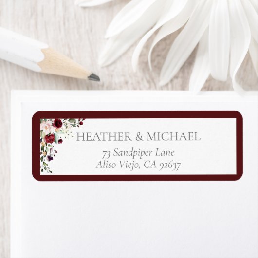 Burgundy Blush Vrijgezellenfeest Return Address Etiket (Insitu)