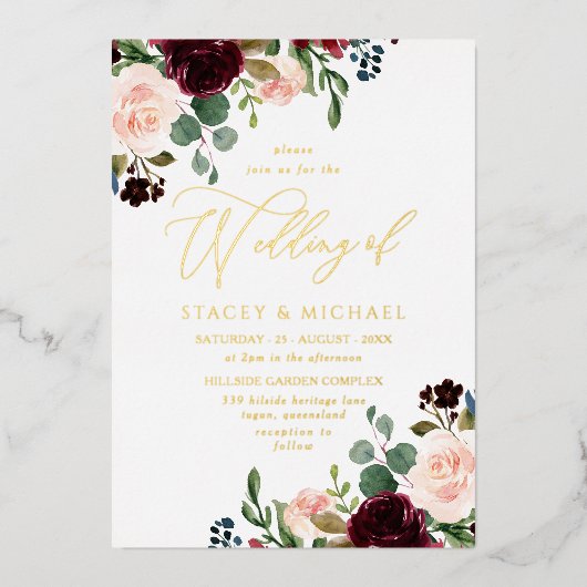 Burgundy & Blush Waterverf Elegant Wedding Gold Folie Uitnodiging (Voorkant)