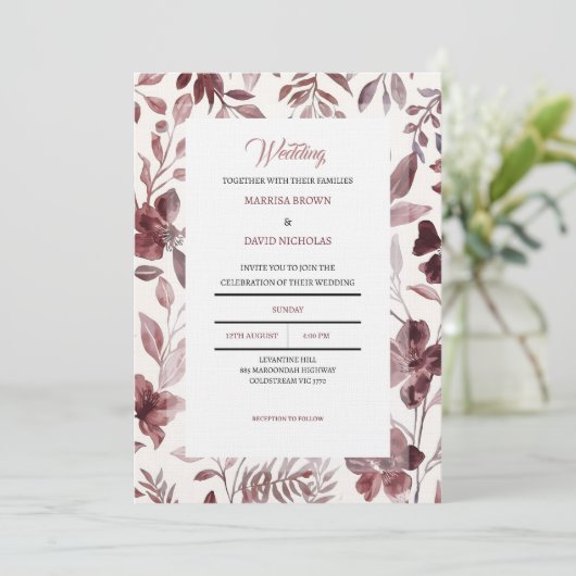 Burgundy Botanical Elegance Wedding Invitation Kaart (Staand voorkant)