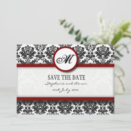 Burgundy Damask Monogram bewaart de Date Kaart (Staand voorkant)