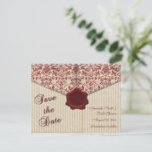 Burgundy Damask slaat de datum op Save The Date (Staand voorkant)