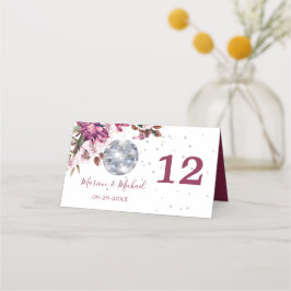 Burgundy Disco Floral Wedding Table Number Plaatskaartje