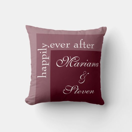 Burgundy Eenvoudig Modern Chique Script Bruiloft Kussen (Voorkant)
