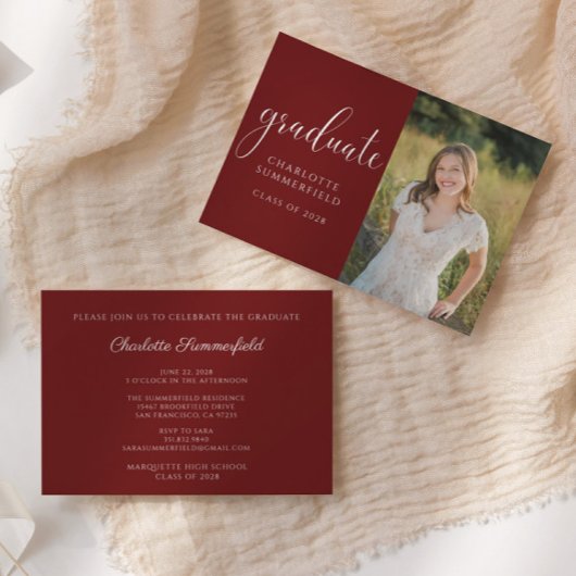 Burgundy Elegant Script Afstuderen Foto Kaart