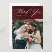 Burgundy Elegant Script Photo Weddenschap Hartelij Bedankkaart (Voorkant / Achterkant)