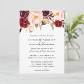 Burgundy en Blush Pink Floral Wedding Kaart (Staand voorkant)