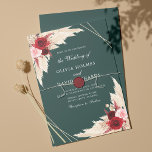 Burgundy en Emerald Green Wedding Invitation Kaart<br><div class="desc">Deze uitnodigende trouwuitnodiging combineert natuurlijke elementen met elegantie met een prachtige bouquet van onbeschoten rozen en pampasgras. Het rustic gevoel wordt gehandhaafd door de decoratieve stijl, terwijl de elegante doopvont de opgeheven toon houdt. De volledig klantgerichte tekst is duidelijk en beknopt, die alle belangrijke details, met inbegrip van de trouwdatum,...</div>