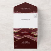Burgundy en Gold Agate Marble Wedding All In One Uitnodiging (Buitenkant)
