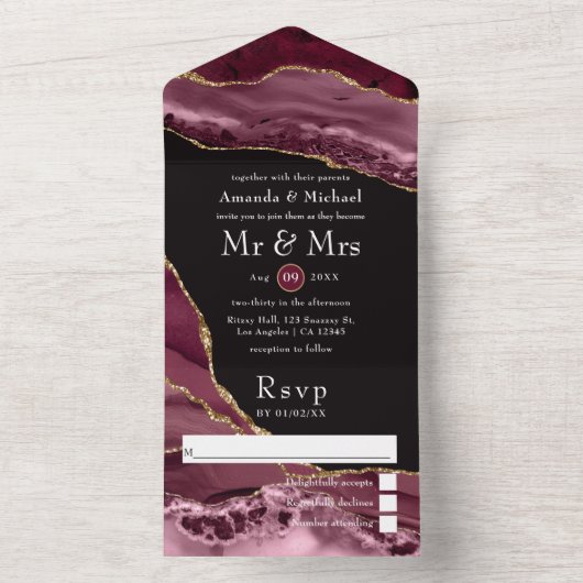 Burgundy en Gold Agate Stone Wedding All In One Uitnodiging (Binnen)