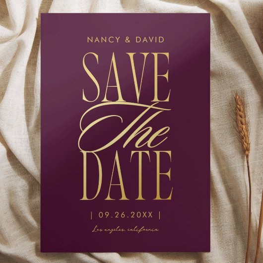 Burgundy En Goud Script Typografie Huwelijk Save The Date