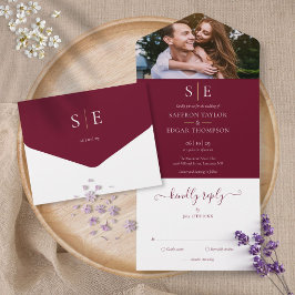 Burgundy En Gouden Monogram Foto Bruiloft All In One Uitnodiging