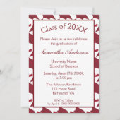 Burgundy en White Graduation Party Kaart (Voorkant)