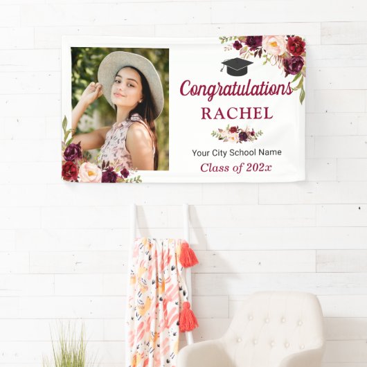 Burgundy Floral Afstuderen Fotogradatie Partij Spandoek (Insitu)