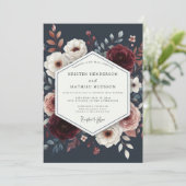 Burgundy Floral Bloom Wedding Kaart (Staand voorkant)