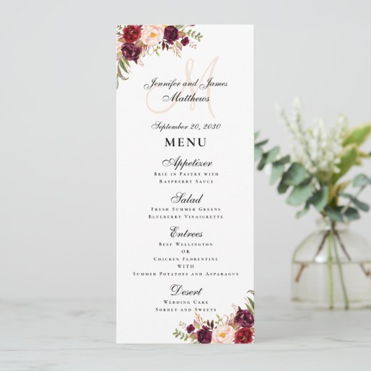 Burgundy Floral Blush Script Monogram Weddenschap Menu (Staand voorkant)