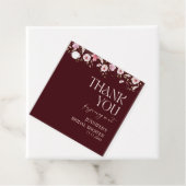 Burgundy Floral Bride in Bloom Bridal Shower Bedankjes Labels (In situ)