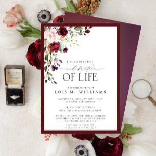 Burgundy Floral Celebration of Life Invitation Kaart