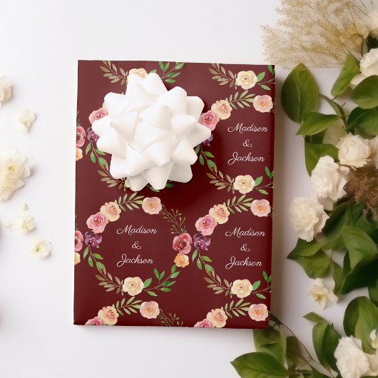 Burgundy Floral Elegant Peony Monogram Weddenschap Inpakpapier Vel