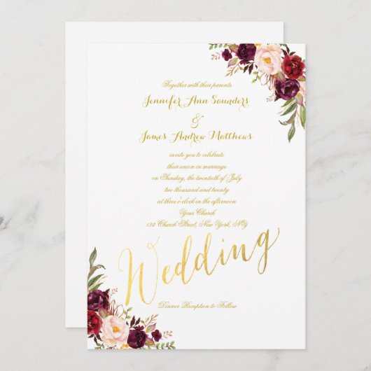 Burgundy Floral Gold Foil Script Weduwen Invite Kaart (Voorkant / Achterkant)