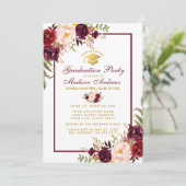 Burgundy Floral Gold Graduation Party Invitation Kaart (Staand voorkant)