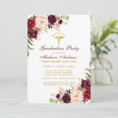 Burgundy Floral Gold Medical Afstudeerder Party In Kaart (Staand voorkant)