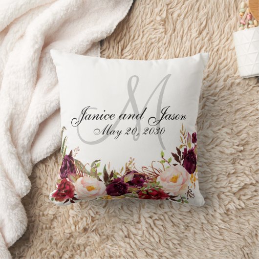 Burgundy Floral Gray White Monogram Weddenschap Kussen (Deken)