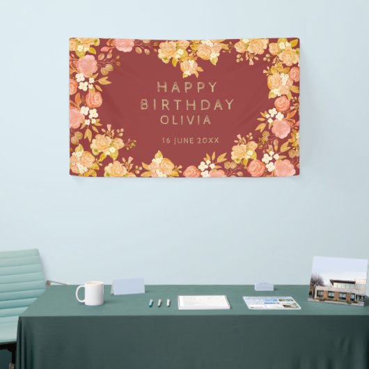 Burgundy Floral Heart - Shaped Happy Birthday Spandoek (Beurs)