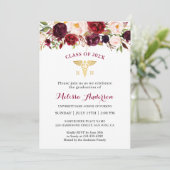 Burgundy Floral Nursing School Graduparty Kaart (Staand voorkant)