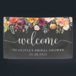 Burgundy Floral op Chalkboard Kijk | Welkom Spandoek<br><div class="desc">Deze verbluffende banner is voorzien van trendy waterverf bloemen in tinten van marsala,  Bourgogne,  wazige roze en oranje,  met groene bladeren op een zwarte,  kalkbordachtige achtergrond. Moderne,  bruidsgekleurde typografie zegt "welkom",  waardoor deze banner perfect is voor alle feestelijkheden,  waaronder vrijgezellenfeesten,  baby showers,  afstuderen en bruiloften.</div>